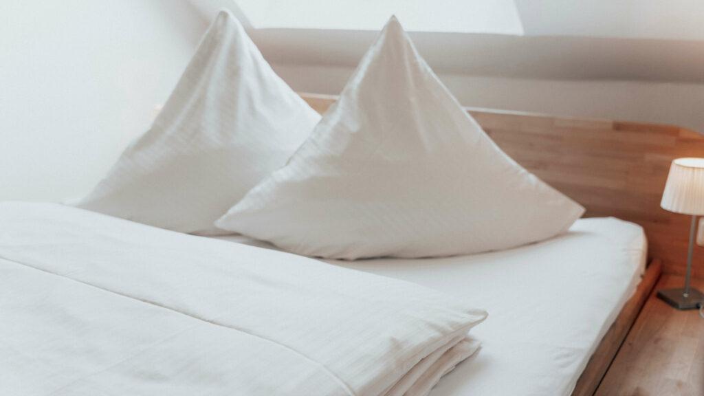 Das Fahrrad Hotel Avantgarde in Hattingen bietet gemütliche, komfortable Zimmer Appartements, Juniorsuiten und Familienzimmer sowie ein Zimmer mit ca. 40m², barrierefreiem Zugang und entsprechender Badausstattung.