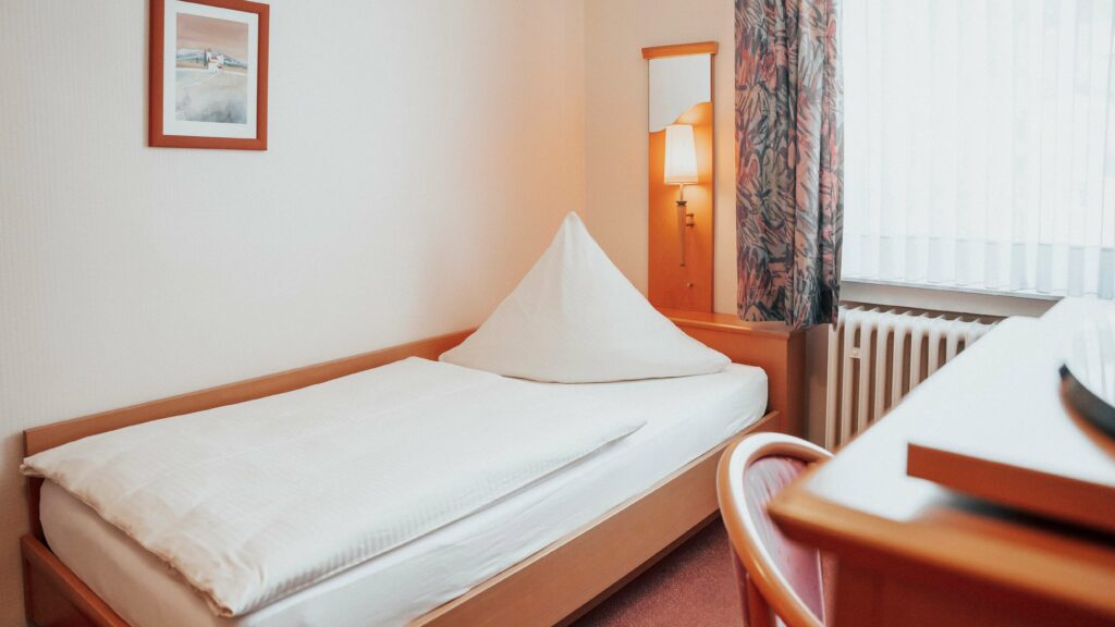 Das Fahrrad Hotel Avantgarde in Hattingen bietet gemütliche, komfortable Zimmer Appartements, Juniorsuiten und Familienzimmer sowie ein Zimmer mit ca. 40m², barrierefreiem Zugang und entsprechender Badausstattung.