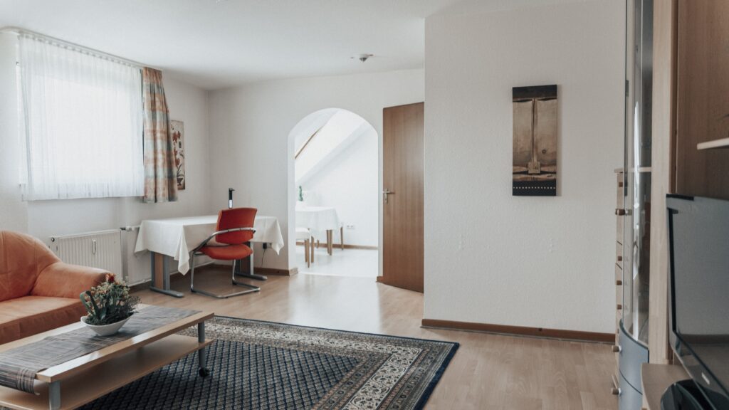 Das Fahrrad Hotel Avantgarde in Hattingen bietet gemütliche, komfortable Zimmer Appartements, Juniorsuiten und Familienzimmer sowie ein Zimmer mit ca. 40m², barrierefreiem Zugang und entsprechender Badausstattung.